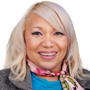 woman headshot photography with white background for Yaxo woman headshot photography with white background for Yaxo